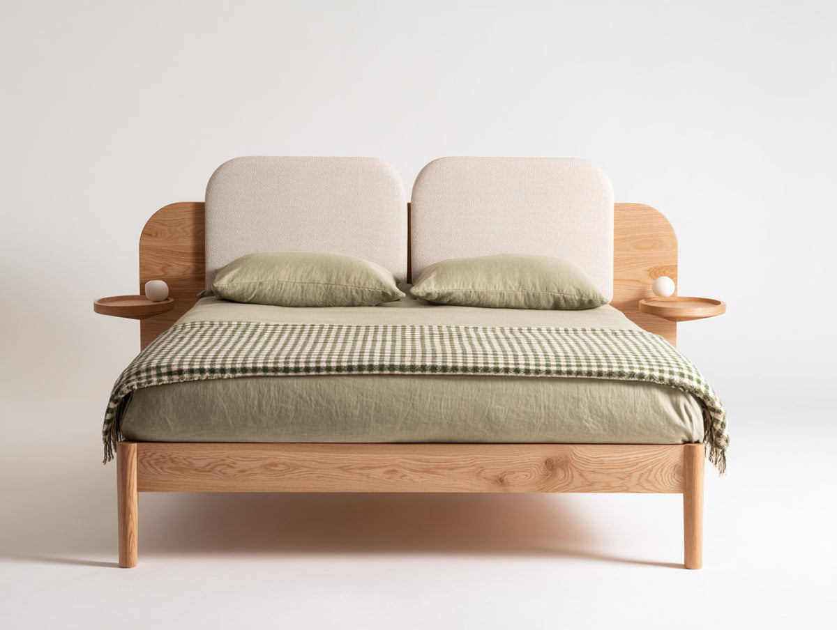 Camas dobles de madera 210 x 180 x 115 cm - madera natural y beige - cabecero tapizado con estantes laterales